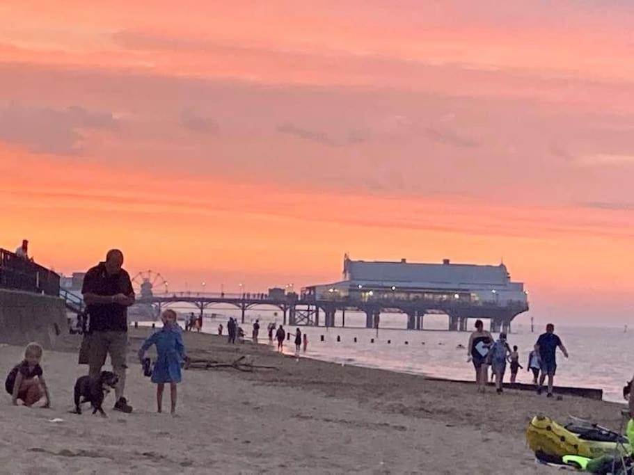 Seafront Apartment With Stunning Views Cleethorpes Luaran gambar